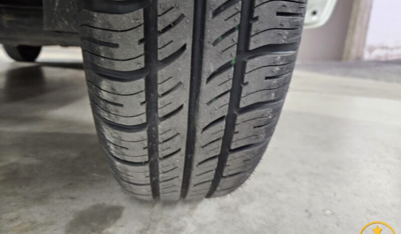 VOLKSWAGEN – GOL TREND – 5P 1.6 TRENDLINE – 2017 lleno