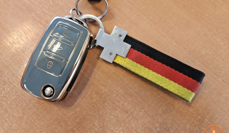 VOLKSWAGEN – NEW BEETLE – 2.0 ADVANCE – 2009 lleno