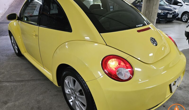 VOLKSWAGEN – NEW BEETLE – 2.0 ADVANCE – 2009 lleno