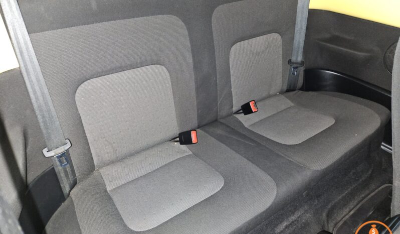 VOLKSWAGEN – NEW BEETLE – 2.0 ADVANCE – 2009 lleno