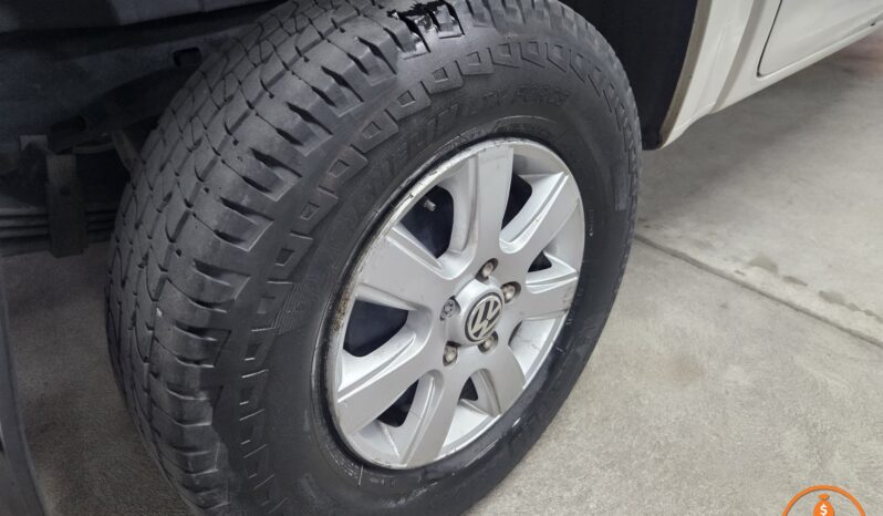 VOLKSWAGEN – AMAROK – 2.0L TDI 180 CV 4X2 TREND MT – 2013 lleno