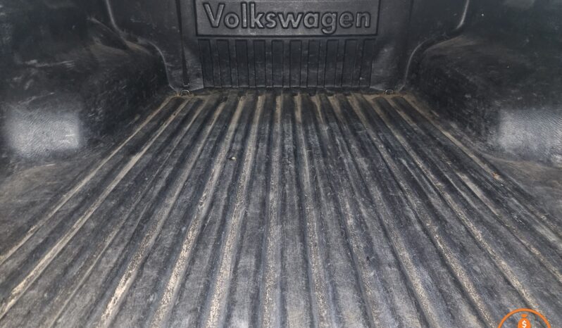 VOLKSWAGEN – AMAROK – 2.0L TDI 180 CV 4X2 TREND MT – 2013 lleno