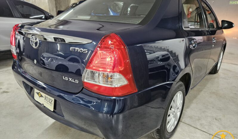 TOYOTA – ETIOS – 4P 1.5 XLS – 2015 lleno