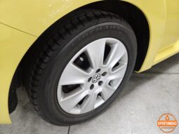 VOLKSWAGEN – NEW BEETLE – 2.0 ADVANCE – 2009 lleno